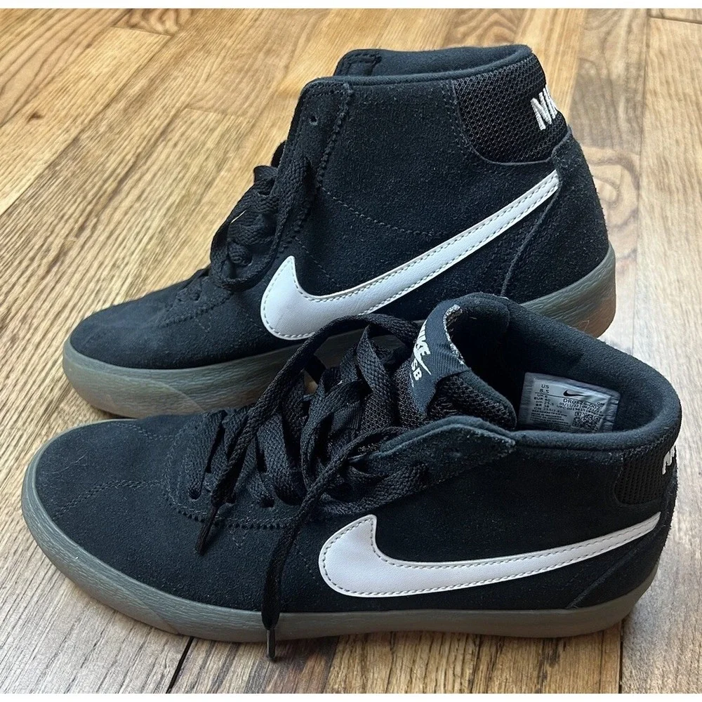 Nike SB Bruin‎ Hi Shoes DR0126-002 Black Suede Gum Sole Women's Size 8.5